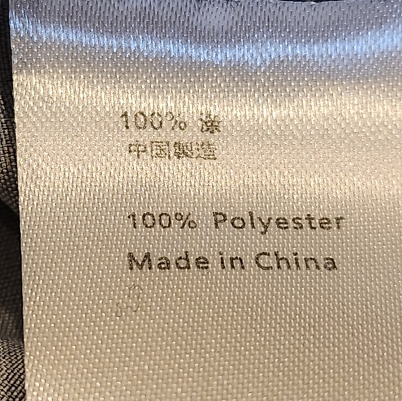 Grinch Graphic Black Shirt - Picture 6 of 6